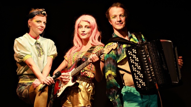 Pretty Privileged-Der Kaiserin neue Kleider