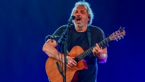 Götz Widmann: Auf Tour mit seinem Programm “Party Time“