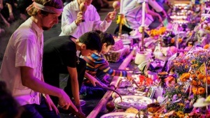 Fiesta de Día de Muertos: Schließung der Ofrenda