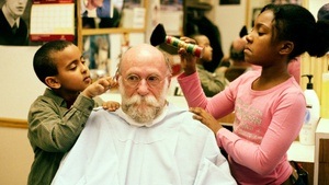 Haircuts by Children - Performance mit Leipziger Kindern