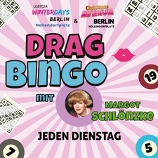 Drag Bingo mit Margot Schlanke auf den LGBTQIA*Winterday am Nollendorfplatz