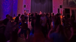 Ecstatic Dance Köln (Kakao-Ritual, DJ Set, live Musik) · Freitagabend 29. Mai 2026, 18:00-21:30 💃 🎼🕺🏻🤸🏻‍♂️🪬