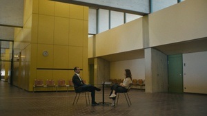 WAS AN EMPFINDSAMKEIT BLEIBT