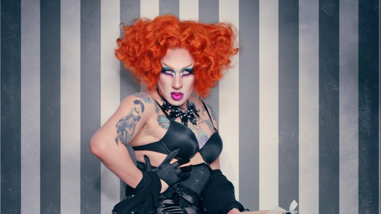 HIVE TEA * LIVE DRAG SHOWS ON THE ROOF hosted by Antina Christ * Spook House Edition
