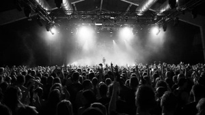 WE ARE ONE x SCHLACHTHOF FESTIVAL mit JAZZY, RUSSIAN VILLAGE BOYS