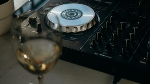 Wine meets Beats
