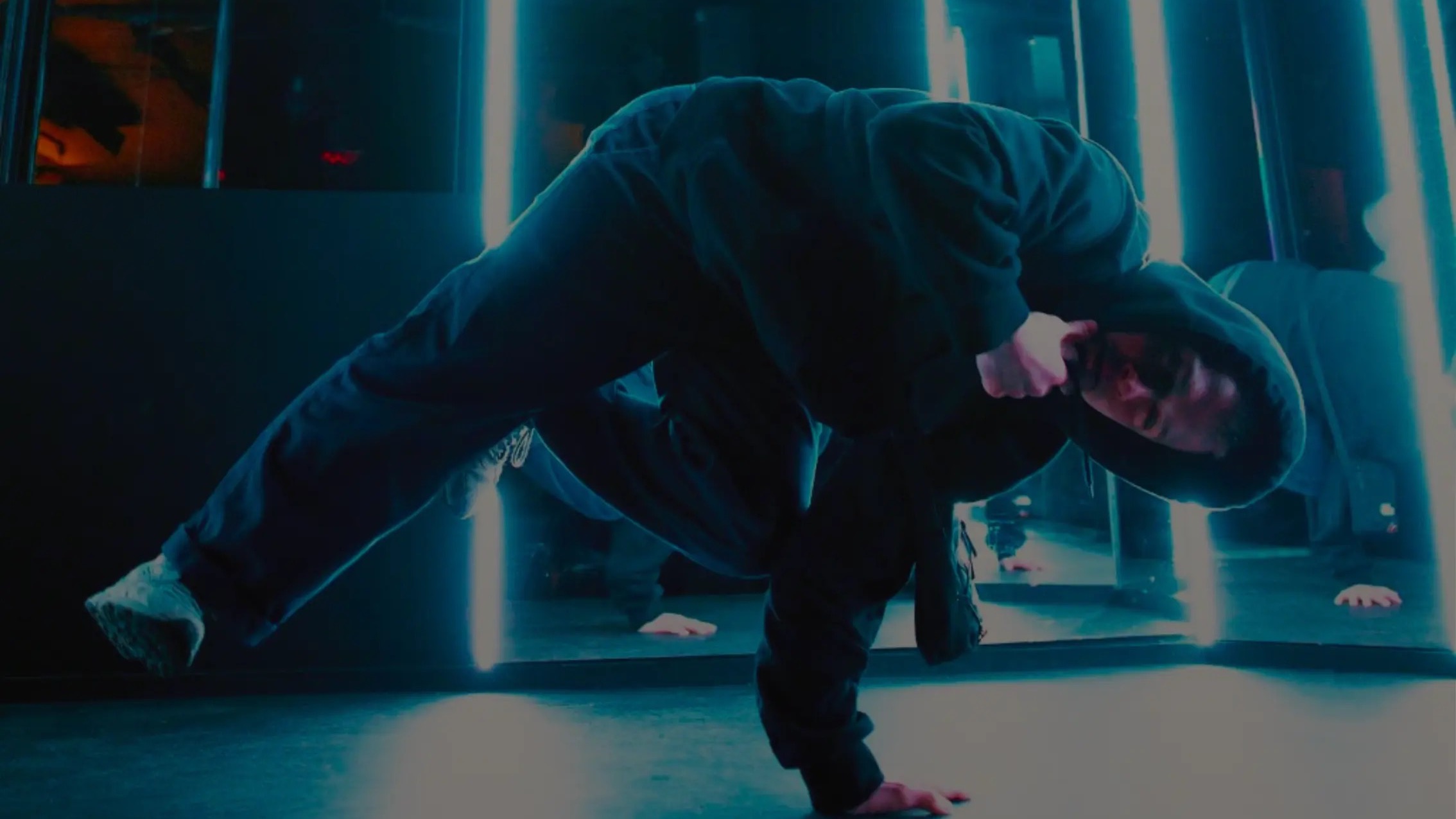 BREAK DANCE