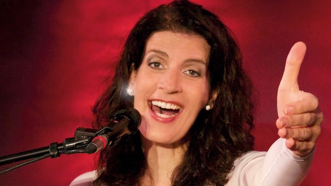 Frau Höpker bittet zum Gesang - Das Mitsingkonzert