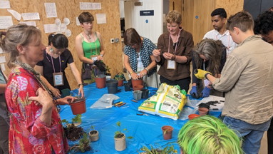 WORKSHOP: Paul Granjon - 7000000000 Soil Bacteria