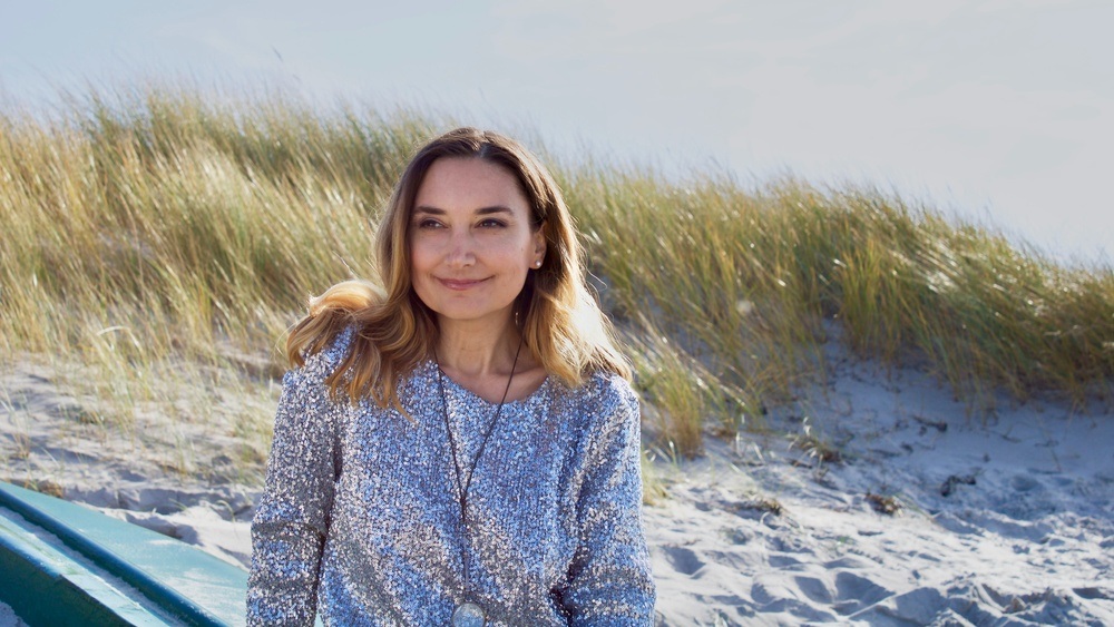 »Bis ans Meer«. Lesung und Podiumsdiskussion mit der Journalistin, Moderatorin und Autorin Peggy Patzschke