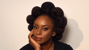 Chimamanda Ngozi Adichie: Dream Count -  Gespräch, Lesung und Signierstunde