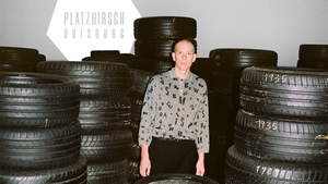 Platzhirsch präsentiert: Carlo Karacho & Das Kinn im Stapeltor