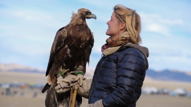 TAMAR VALKENIER - Die Vollzeit-Abenteurerin
