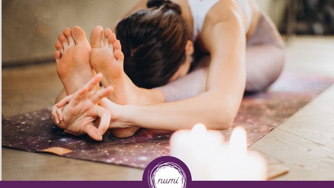 Yin Yoga w/ Aromatherapy (EN)