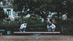 fem_pop: Düsseldorf x Chemnitz: mit Ell, Angelic in Jeans und Savannah Jones
