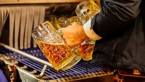 Dirndl Dancing - Afterberg Clubbing