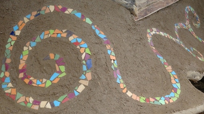 Gestalten mit Lehm – Kreatives Arbeiten im Britzer Garten