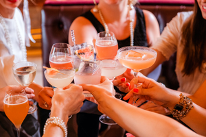 JUEVES DE CHICAS // LADIESNIGHT in ISLA DE CUBA LATINO CLUB