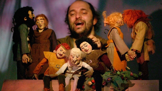 Ronja Räubertochter | Theater Kuckucksheim |6. Höchberger Kindertheatertage