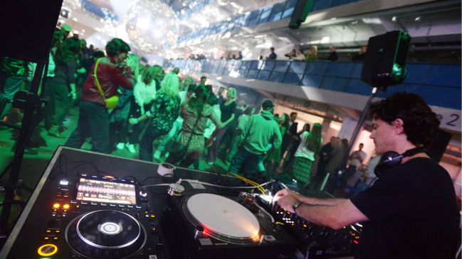 Sundowner & Festival-Closing Party mit den Hytop-DJs | 40 Stunden Gasteig