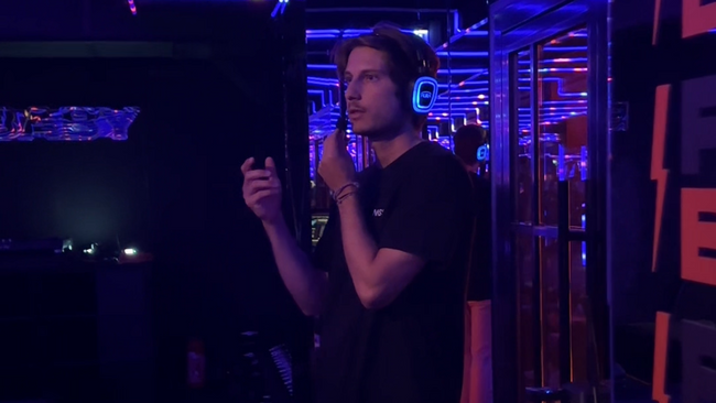 When External Expectations Quiet Down - Breathwork with a Psychologist (incl. headphones)