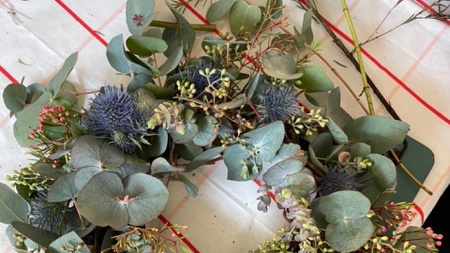 Frühlingskränze - Ich zeige dir mit einer einfachen Technik, wenn du dir aus einem Rohling einen wunderschönen Tür- oder Tischkranz erstellst