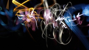 Mittwochstreff: Neonlicht-Malerei gegen Winter-Blues