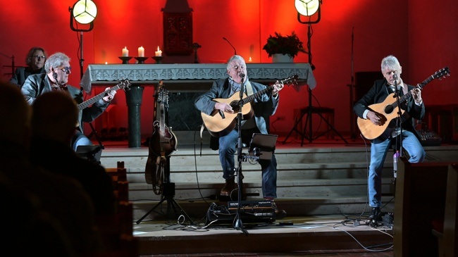 Simply Christmas mit Simply Unplugged