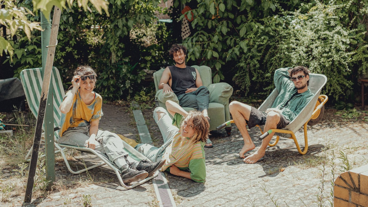 Rosa Hoelger Bande • Für immer Gummistiefel Tour 2026