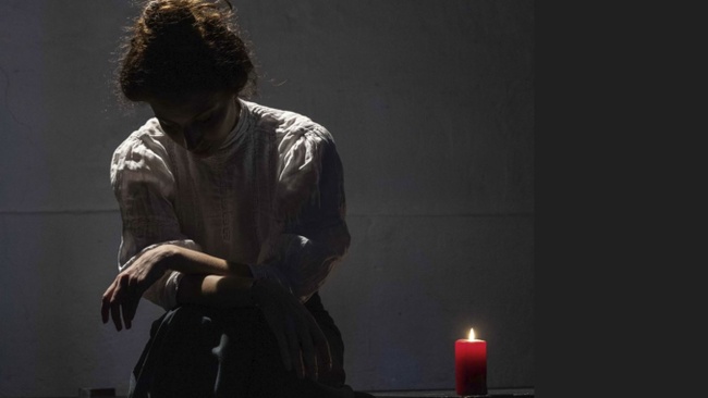 ABER NICHT KÜSSEN IST AUCH KONTRAPRODUKTIV  Szenen aus dem Leben der Rosa Luxemburg. Teil 3 Freiheit! (1914 — 1918)