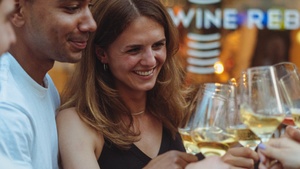 Wine Dating - Wine Tasting & Gruppen-Speed Dating Event! (35-49 J.)