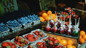 Wochenmarkt am Marktplatz und Holzmarkt