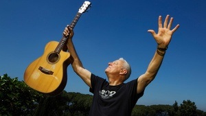 TOMMY EMMANUEL