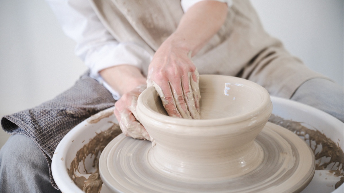 CL · AY Keramik\u002D und ZEN·trierungsstudio