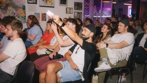 🏳️‍🌈🏳️‍⚧️ QUEER LOVE AT FIRST SLIDE LEIPZIG | Audience Ticket | Power Point Dating by Rausgegangen 🏳️‍🌈🏳️‍⚧️