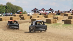 Dreschfest und Trabi-Rallye in Gutenborn OT Loitzschütz, Burgenlandkreis