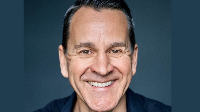 MICHAEL EHNERT liest aus seinem Roman "Hamburg, Wache 16"