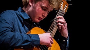 Gitarrenkonzert mit Sebastian Freyer