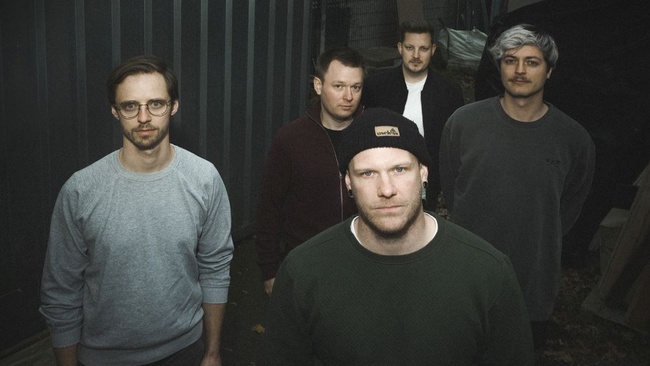 Live: DREI METER FELDWEG