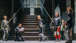 Hamlet: R2D2 or not 2B2