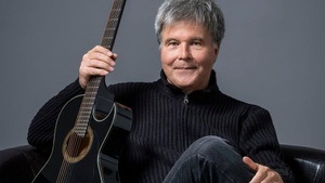 Rainer Kröhn (Musikkabaret mit Gitarre)