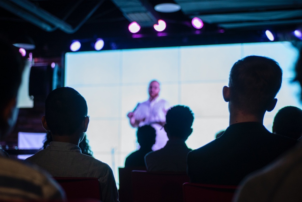Pitch Contest (Founders x Investors)