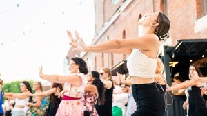 Milonga – Open-Air-Tanzen auf der Sonnen Plaza