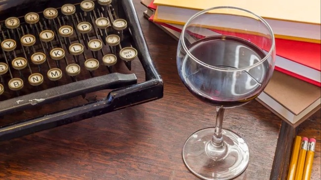 STORYTELLING, POETRY & WINE (DNA. CAFÉ)