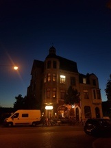 Powerpoint-Pubquiz mit Charming Hendrik