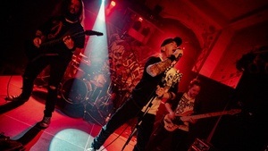 Feed the Sickness - Album Release Konzert // Support: Defcon Supernaut & Wolves of War