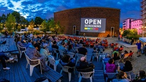 Open Screening: Offene Kurzfilmnacht im Freiluftkino Insel in den Atelier Gardens!