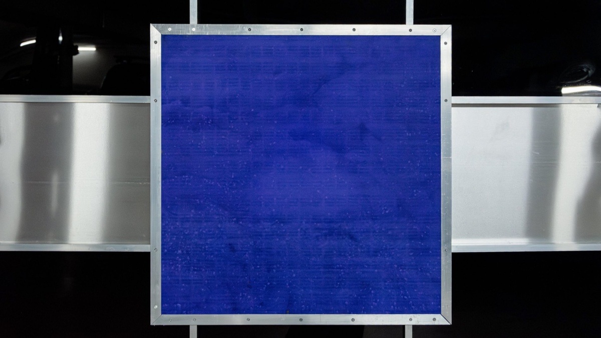 MUR BRUT 35: Enya Burger. Residual Unit