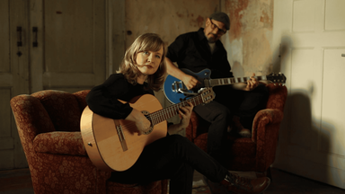 Christina Lux & Oliver George | Live DeLUXe