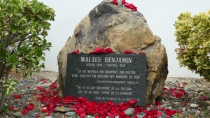 Port-Bou. In memoriam Walter Benjamin
